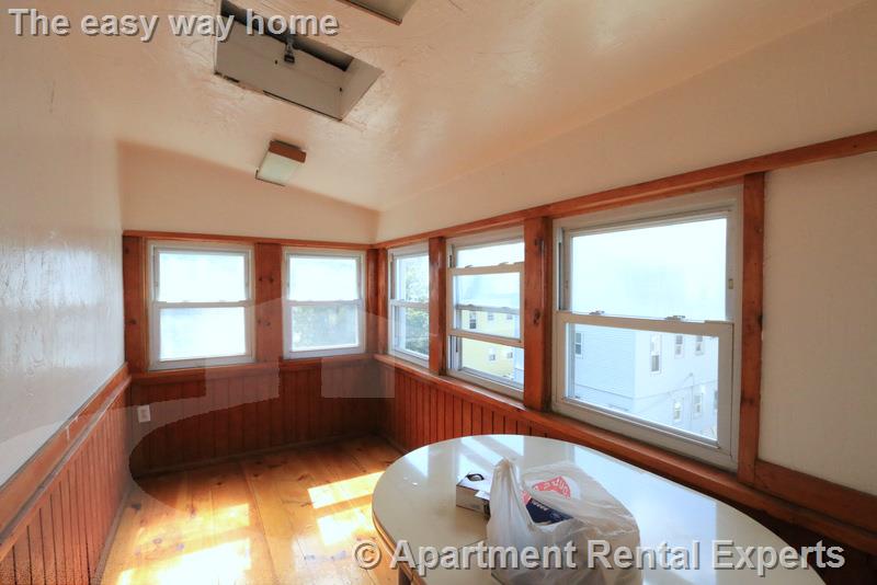 18 Vermont Ave, East Somerville