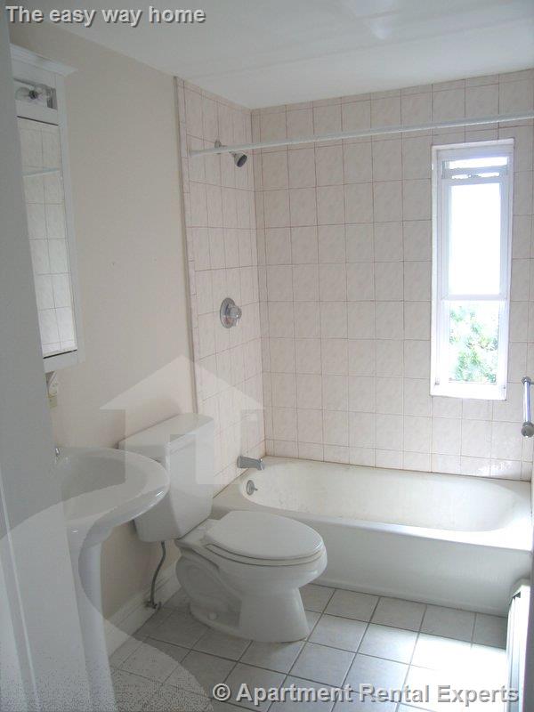 107 Brookline St, Cambridgeport