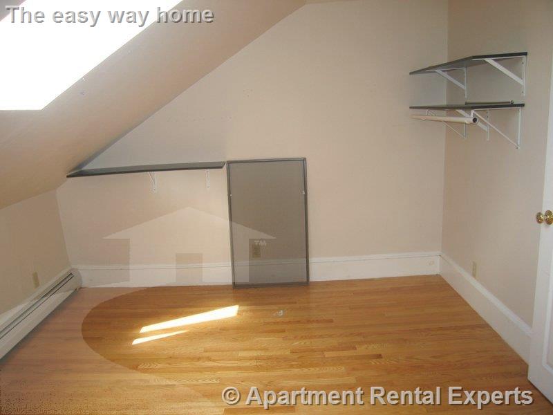 107 Brookline St, Cambridgeport