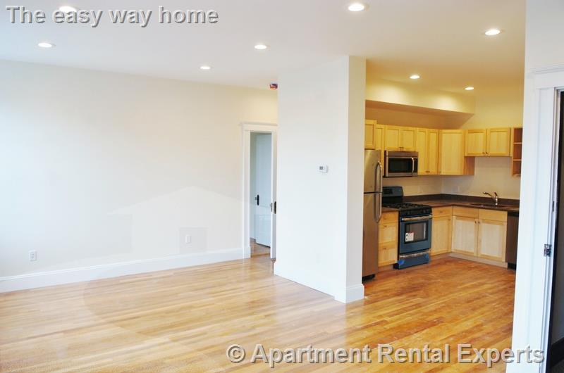 210 Massachusetts Ave, East Arlington