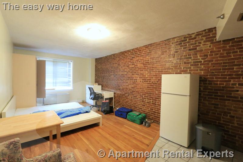 12 Mt Auburn St, Harvard Square