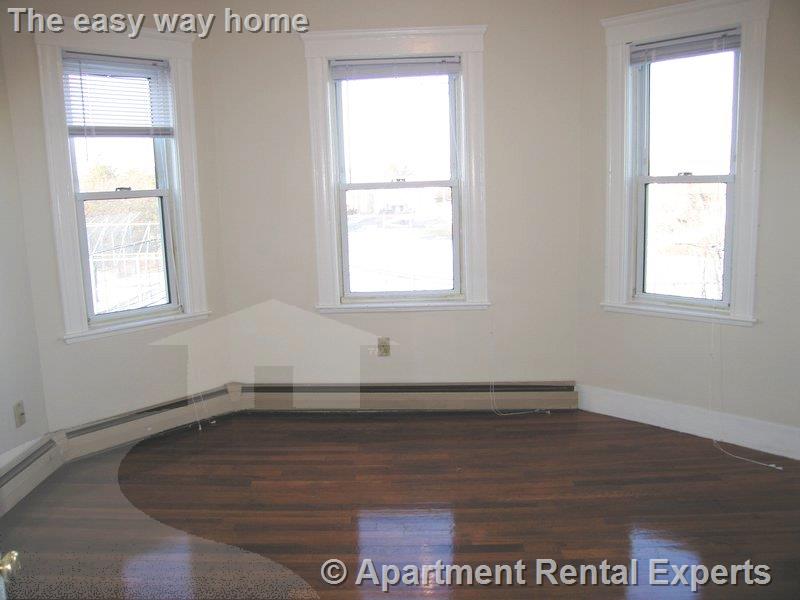 38 Lincoln Pkwy, Inman Square