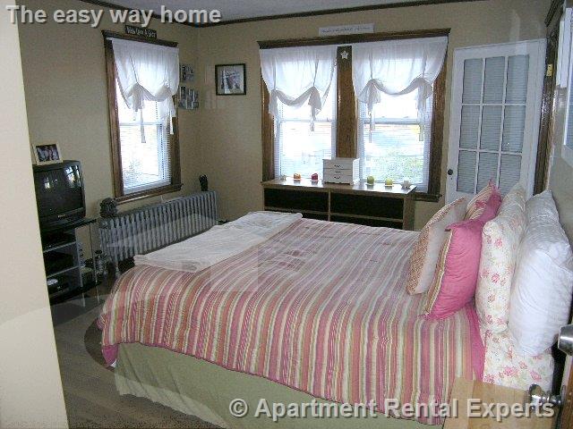 108 Ten Hills Rd, Ten Hills