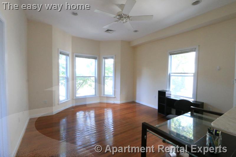 24 Tufts St, Cambridgeport