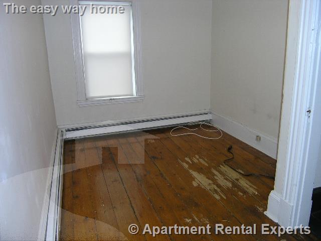 112 Woodstock St, Teele Square