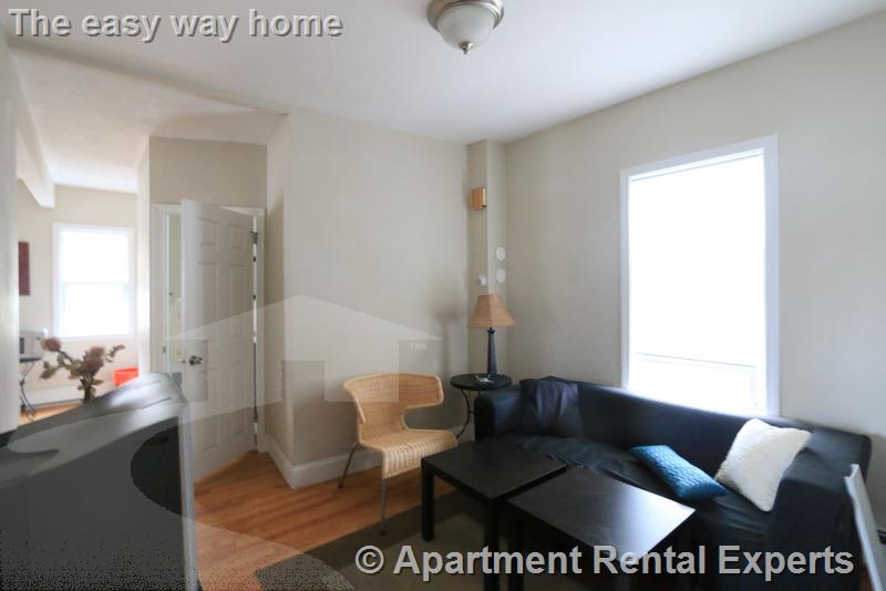 512 Medford St, Magoun Square