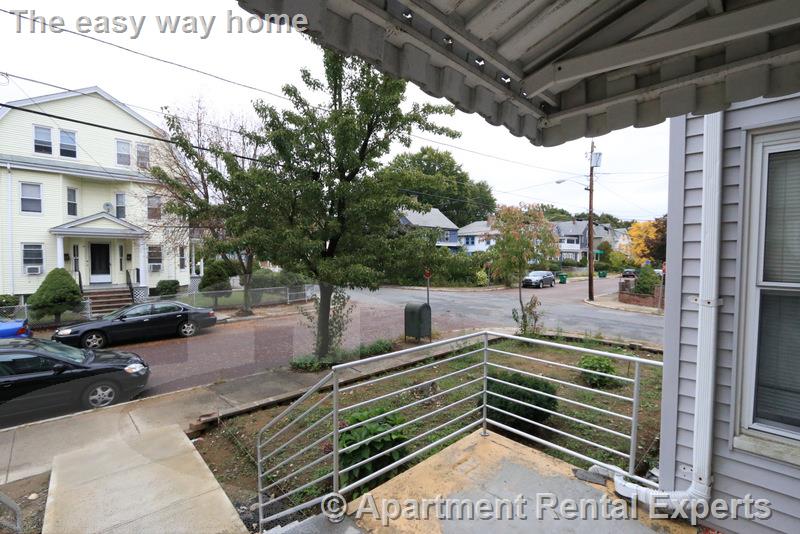 103 Monument St, West Medford