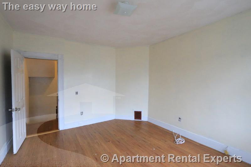 103 Monument St, West Medford