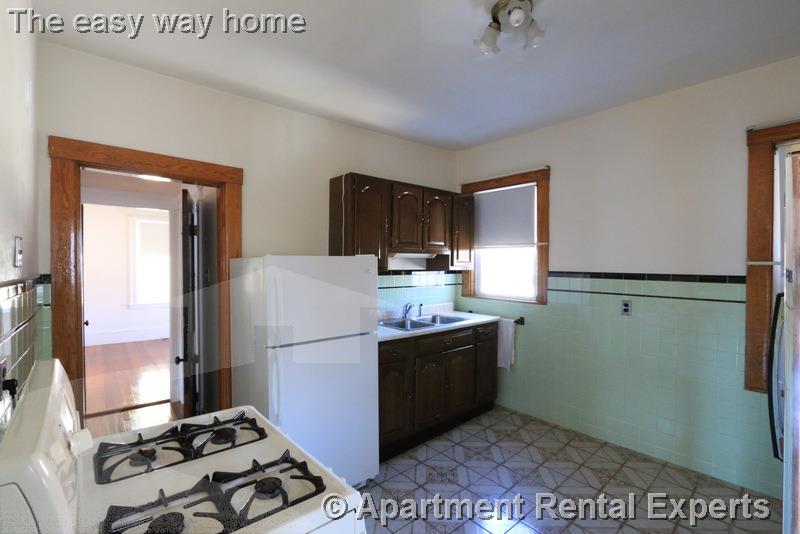 57 Conwell Ave, Tufts