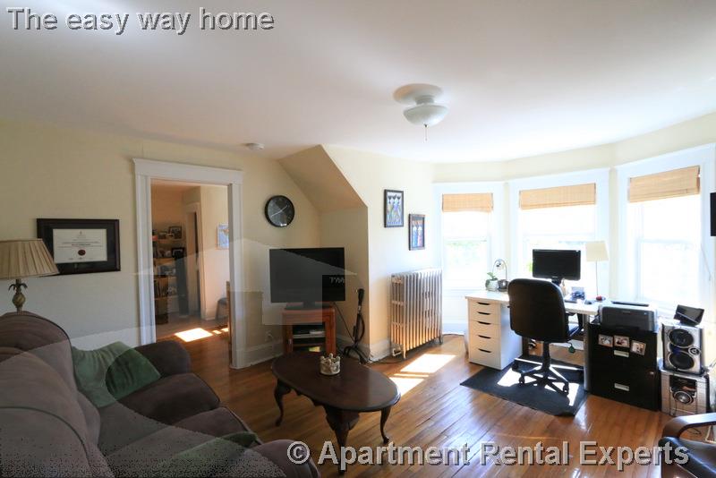 138 Sycamore St, Winter Hill