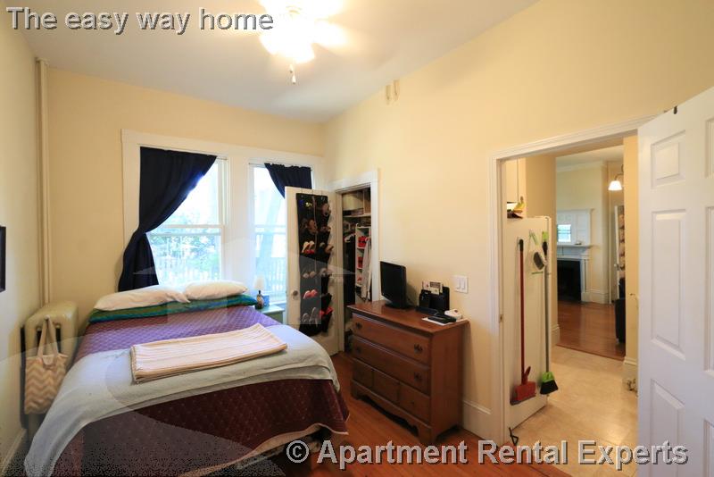 138 Sycamore St, Winter Hill