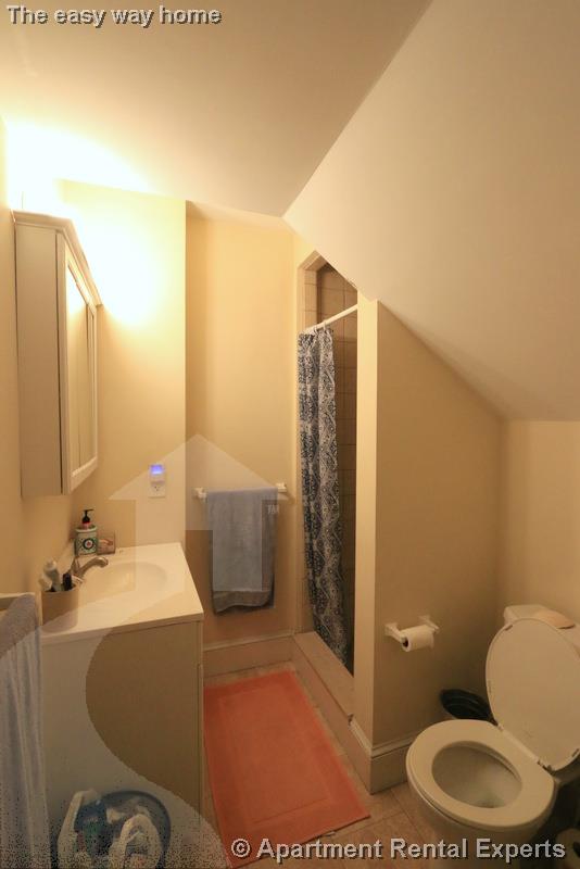 138 Sycamore St, Winter Hill