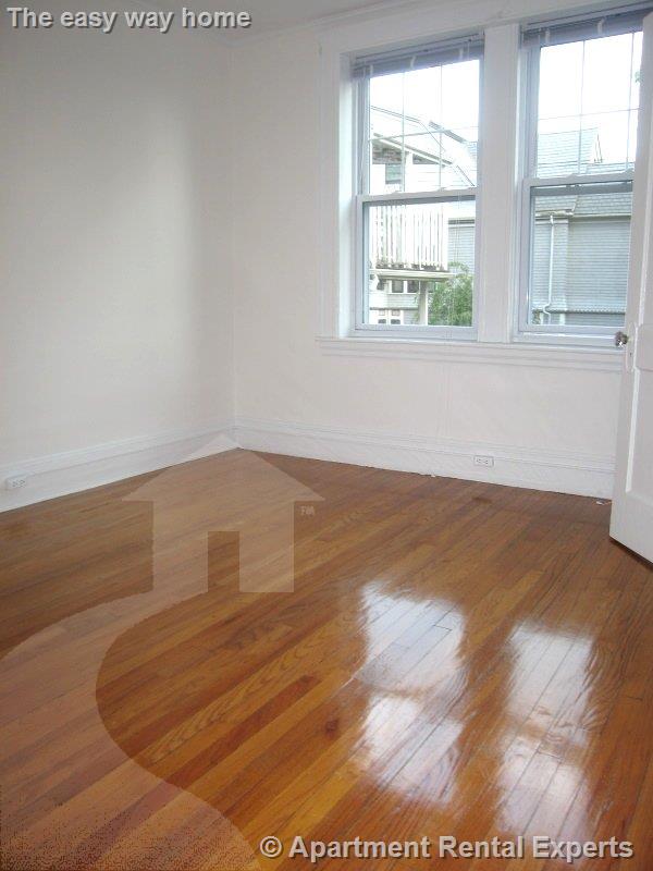 156-158 Summer St, Spring Hill