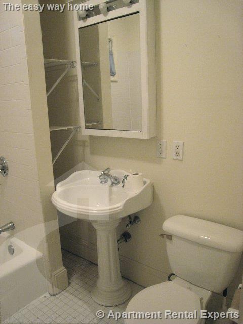 378 Washington St, Ward Two