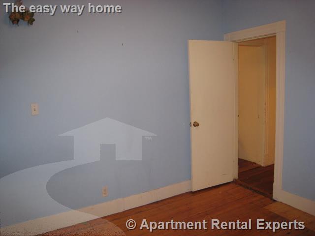 378 Washington St, Ward Two