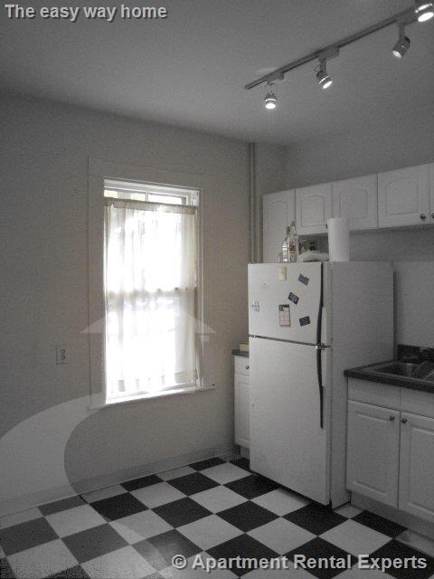 378 Washington St, Ward Two