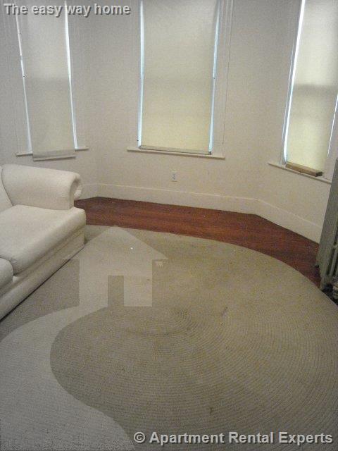 378 Washington St, Ward Two