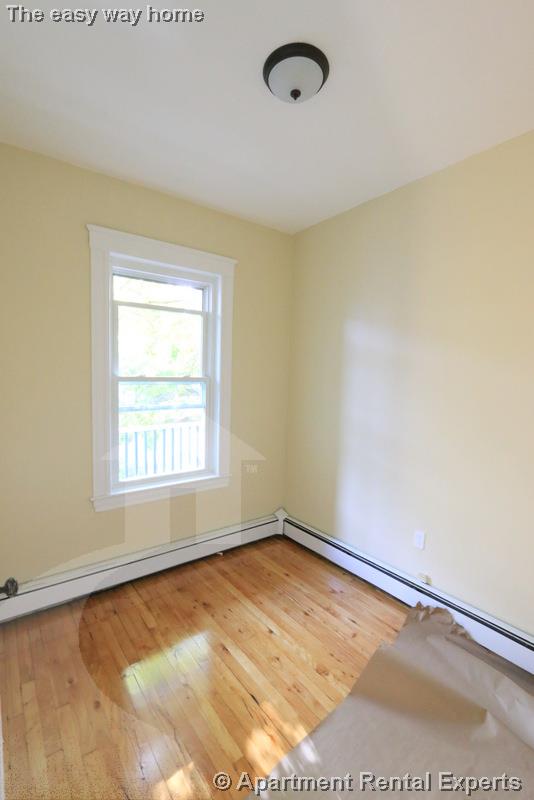 61 Bishop Allen Dr, Central Square