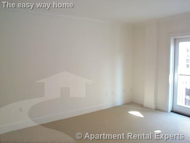 165 Beacon St, Ward Two