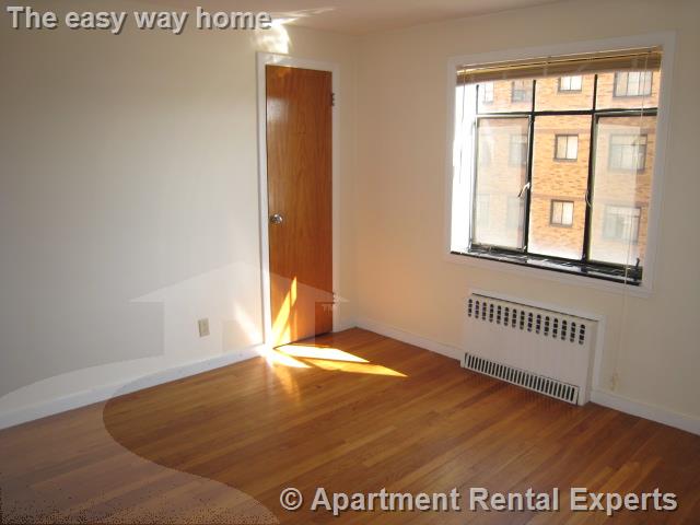 276 Massachusetts Ave, East Arlington