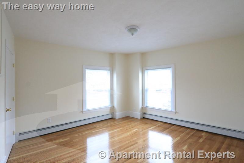 2 Central St, Spring Hill