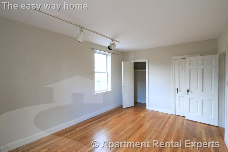 1716 Cambridge St, Harvard Square