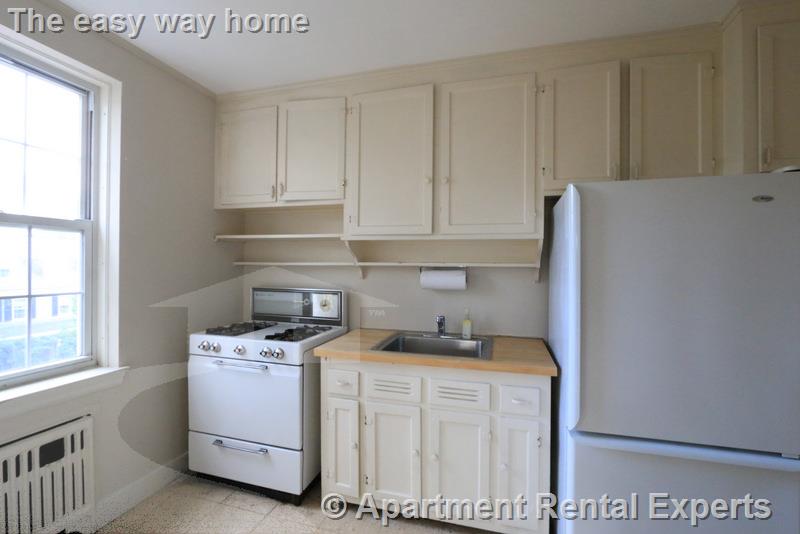 1716 Cambridge St, Harvard Square