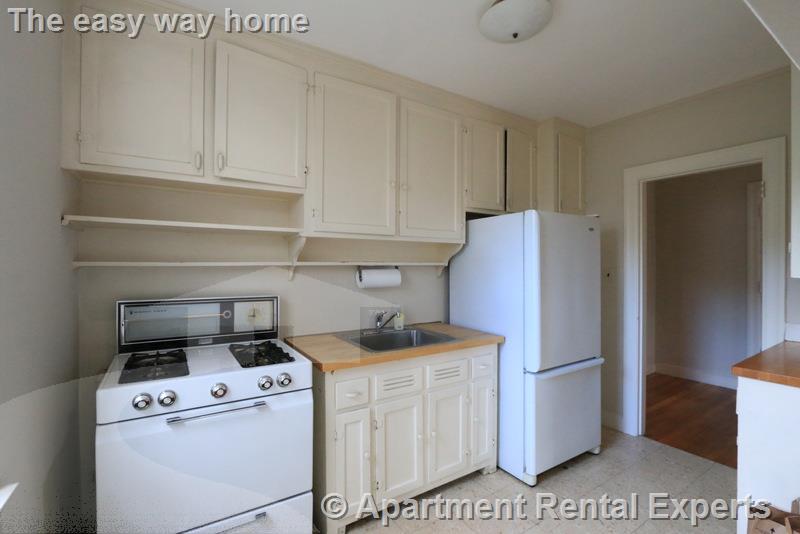 1716 Cambridge St, Harvard Square