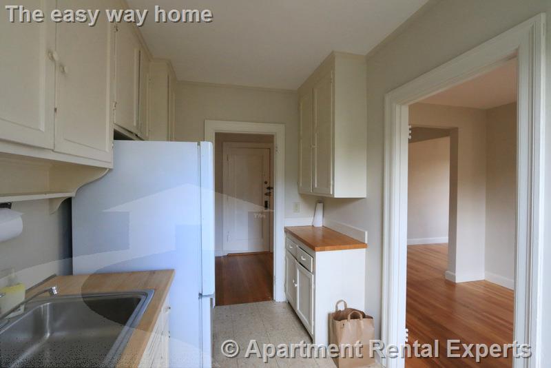 1716 Cambridge St, Harvard Square