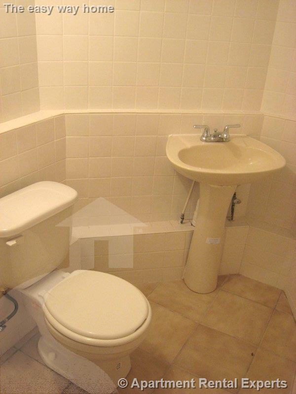 11 Kensington Ave, East Somerville