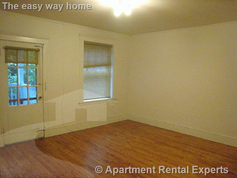 14 Centre St, Central Square