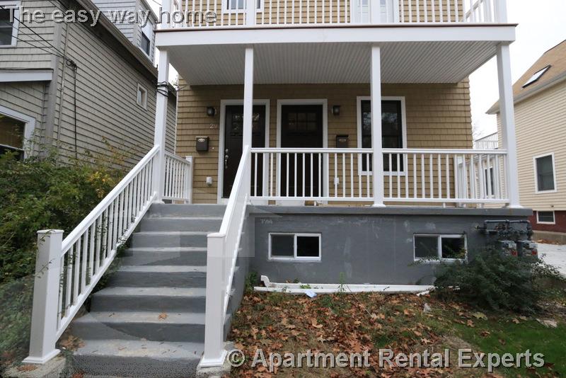 29 Elmwood St, Davis Square