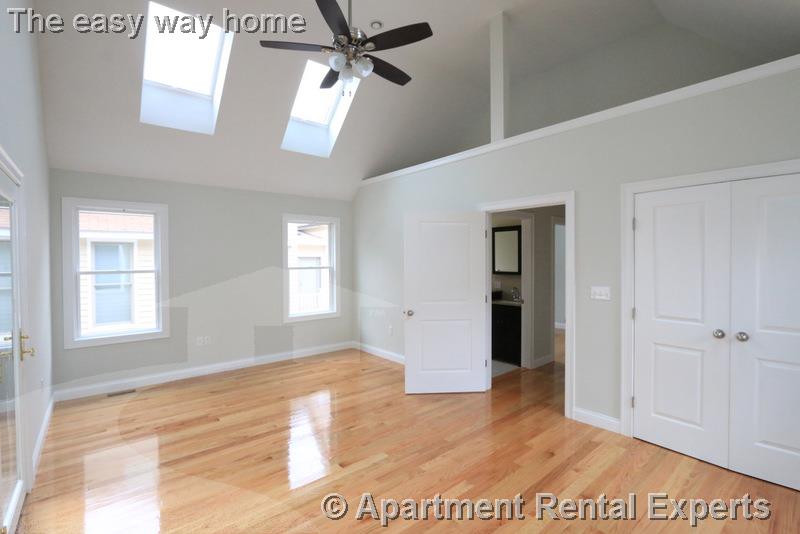 29 Elmwood St, Davis Square