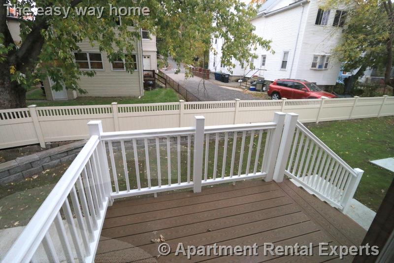 29 Elmwood St, Davis Square