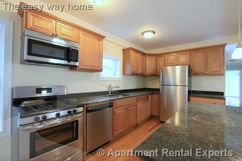 29 Elmwood St, Davis Square