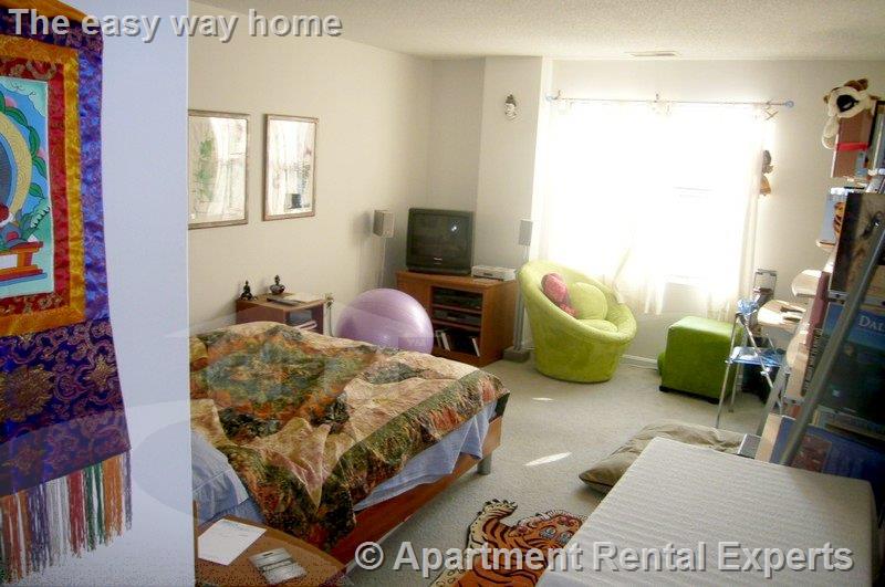 175 Beacon St, Ward Two