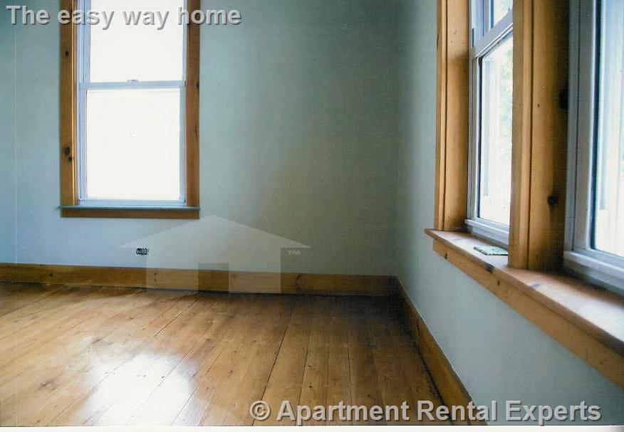 20 Lopez St, Central Square