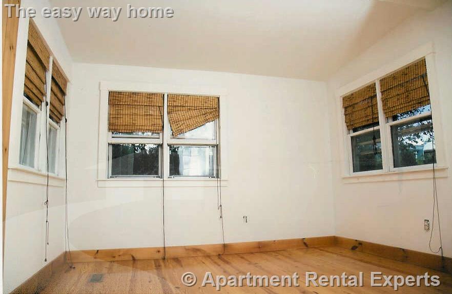 20 Lopez St, Central Square