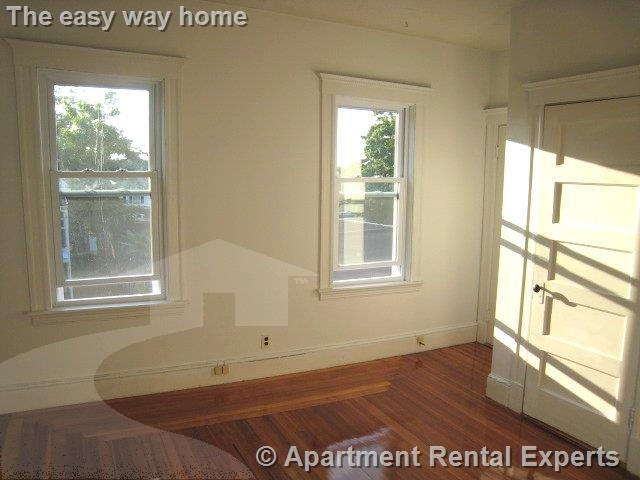 298A Highland Ave, Davis Square