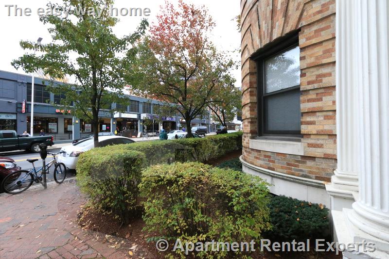 1010 Massachusetts Ave, Harvard Square