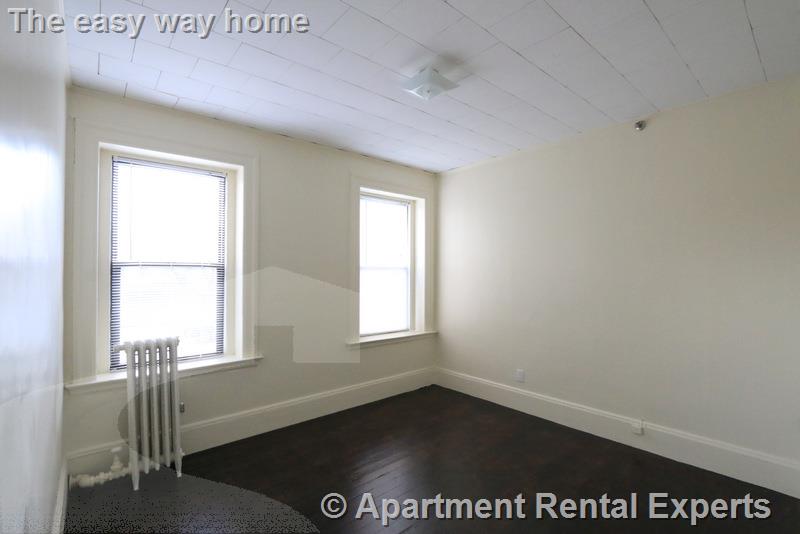 1010 Massachusetts Ave, Harvard Square