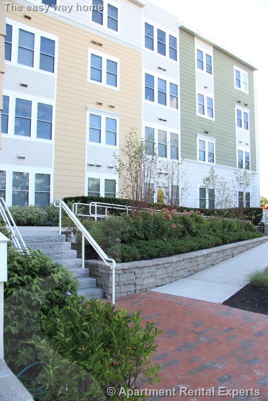 87 New St, Fresh Pond