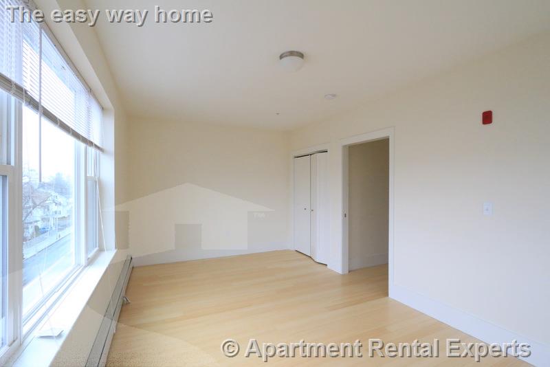 505 Pleasant St, Malden Center