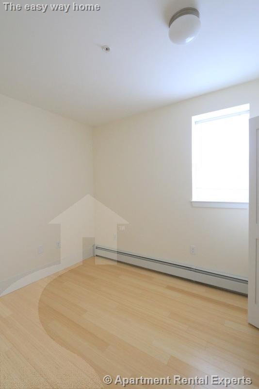 505 Pleasant St, Malden Center