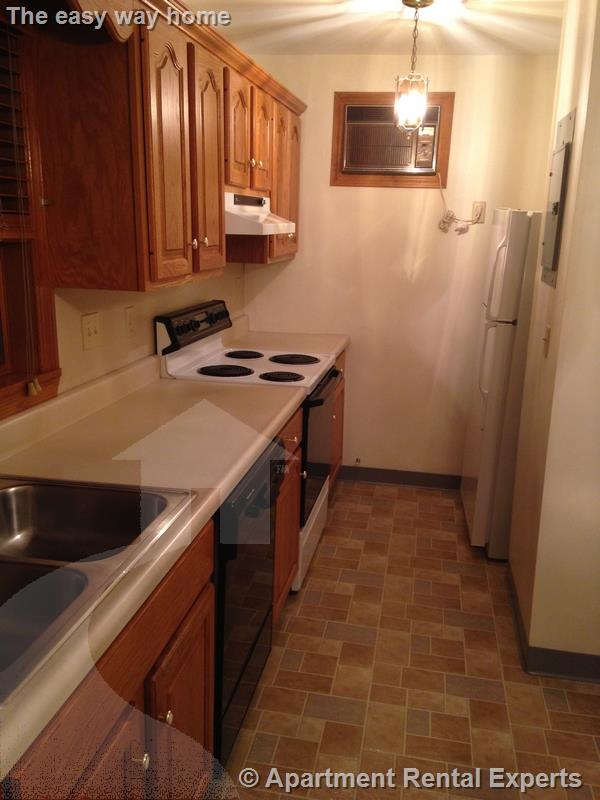 108 Pearson Rd, Tufts