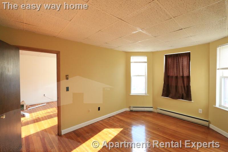 1145 Broadway, Teele Square