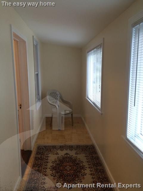 108 Pearson Rd, Tufts