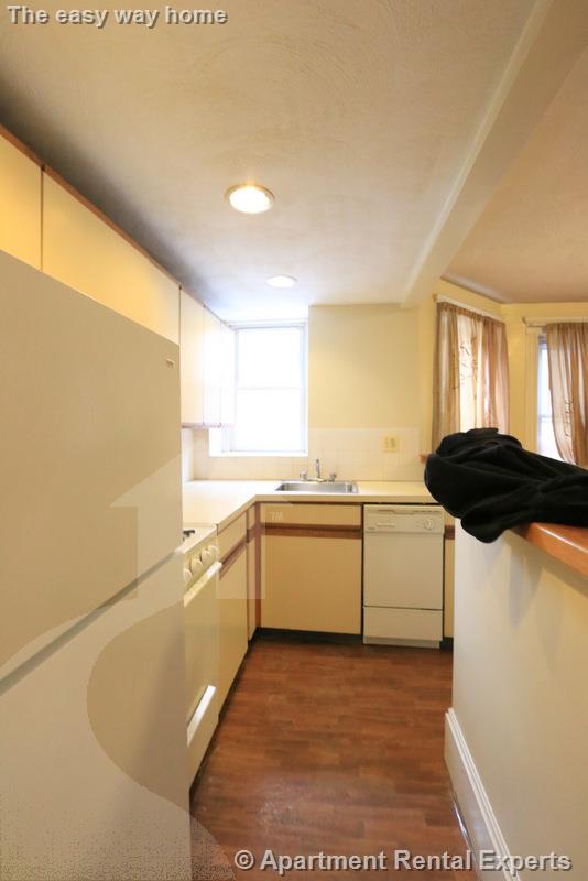 8 Craigie Cir, Harvard Square