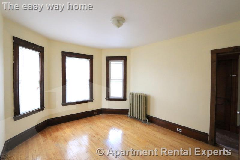 41 Michigan Ave, Sullivan Square