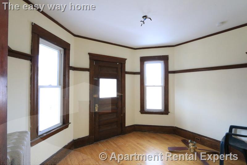41 Michigan Ave, Sullivan Square